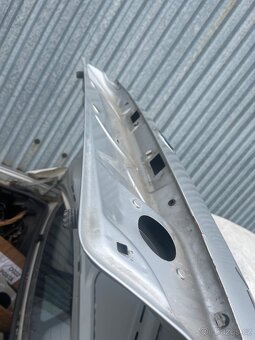 Prodám náhradní díly Bmw e38 740i 2001 - 7