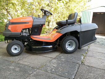 Zahradní sekací traktor Husquarna CT 126 - 7
