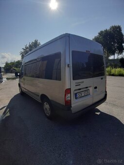Ford Transit 2.2d  9 míst - 7