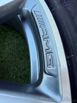 NOVÁ SADA MERCEDES E AMG GLC - LETNÍ ORIGINÁLNÍ 245/40 R19 - 7