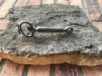 Kovaý otvírák na pivo apod - 7