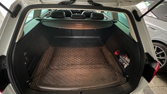 Volkswagen Passat B8 2.0 tdi 4Motion - 7