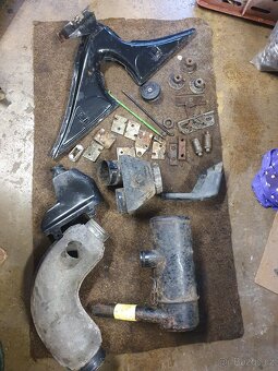 Trabant konvolut dílů - 7