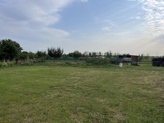 Prodej stavebního pozemku 980 m², Velké Bílovice - 7