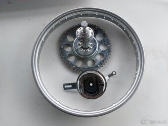 Díly na JAWA 550 - 7