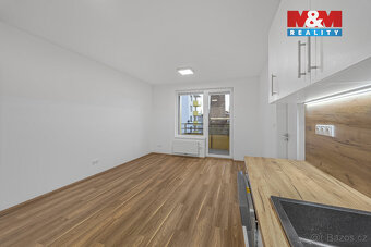 Pronájem bytu 3+kk, 74 m², Pardubice, ul. Bratr. Veverkových - 7