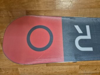Snowboard Nitro Future 142 cm + vázání Flow - 7