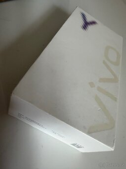 VIVO Y100 - 7