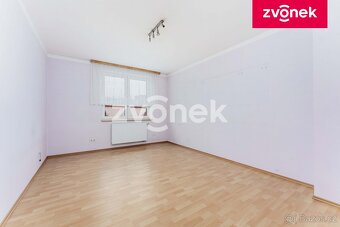 Vila k bydlení a podnikání ve středu Zlína - 7