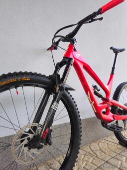 Horské kolo YT Capra CF Pro Carbon 29″ - 7