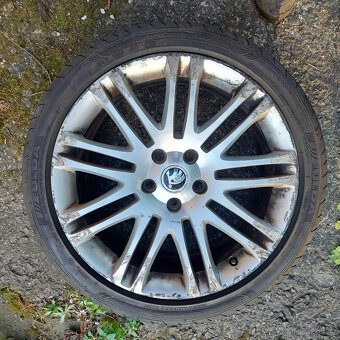 Prodej letních pneumatik 225/40 R18 92Y - 7