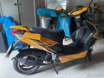 Skutr Rhon 50 - 7