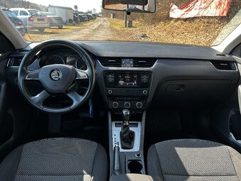 Škoda Octavia 1,6 TDi 77kW DSG, r.v. 2015, nová STK - 7