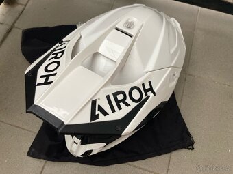 AIROH přilba TWIST 3 gloss white - 7