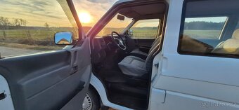 VW t4 2.5 TDI 75kw rok 1998 top stav 4x4 Caravelle - 7
