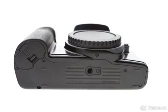 Canon EOS 1000F N – analogová zrcadlovka - 7
