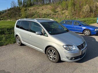VW Touran 2.0 TDI DSG - 7