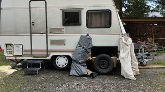 Obytný přívěs karavan DETHLEFFS - 7