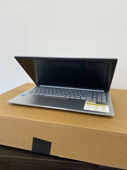 Notebook ASUS VivoBook - i5/8GB/512GB/WIN 11 - 7
