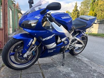 Yamaha R1 1999 - 7