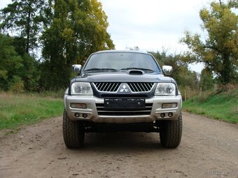 Mitsubishi L200, 2,5 TD 85 kw 4x4 rok 2005 - 7