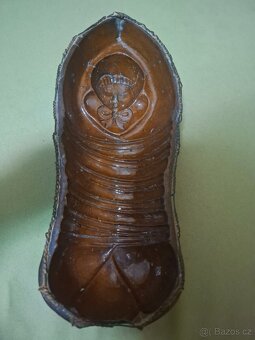 Starožitná hliněná pletená forma miminko - 7