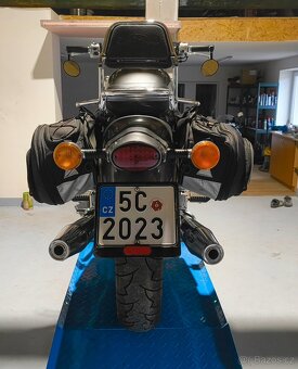 Moto Guzzi California Titanium  plus příslušenství - 7
