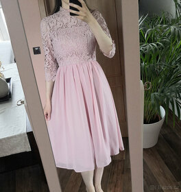 Chichi london starorůžové krajkové šaty - 7