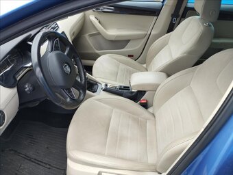 Škoda Octavia 2,0 TDI CR DPF Elegance Combi - 7
