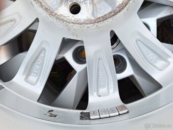 alu kola 5x112 R17 originál Škoda nové pneu 205/50/17 - 7