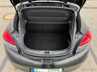 Renault Megane COUPE, 1.4 benzín, 150.836 km, rok 2010 - 7