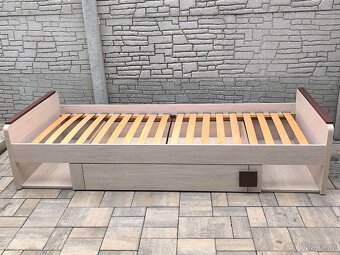 Prodám postel + Matrací ZDARMA - 7