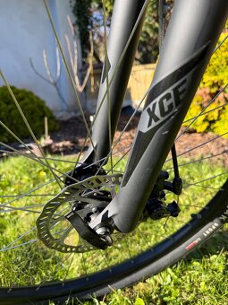 Horské kolo SPECIALIZED - 7