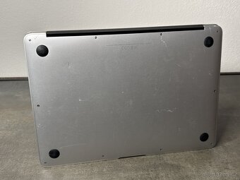 MacBook Air 13" 2015 128GB / i5 / 8GB - DPH - 7