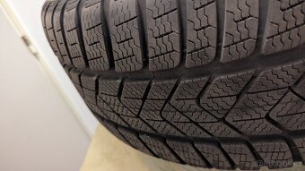 Pirelli Sottozero 245/35/18 225/40/18 zimní - 7