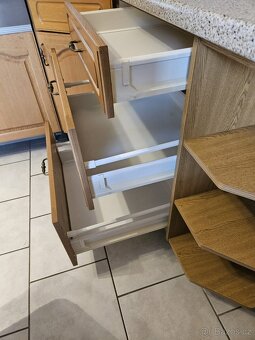 Kuchyňská linka se spotřebiči z Německa - 7