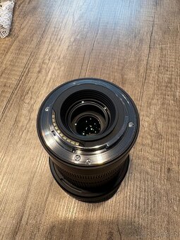 Sony Alpha A6700 + Sigma 18-50 mm f/2,8 - 7