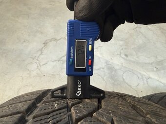 4x zimní pneu GOODYEAR 225/50 R18 - 7