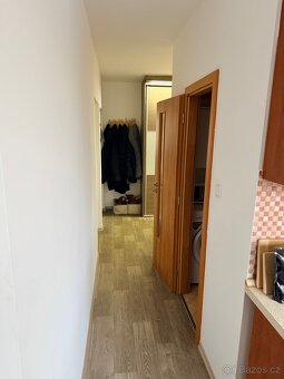PRONÁJEM BYTU 2+1, 60 m2 s balkonem - 7