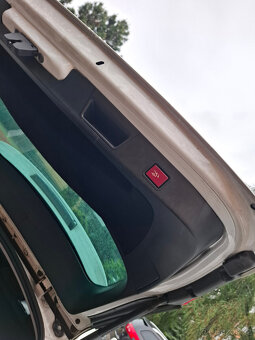 Náhradní díly Citroen c5 x7 RHR 2.0 HDI - 7