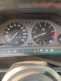 BMW e30 325i - 7