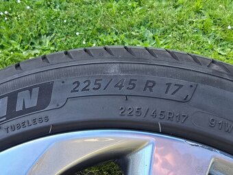 Originál ALU kola Toyota Auris 17" 5x114.3 - 7
