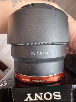 Sony a7 tělo + objektiv FE50mm F1,8 + příslušenství - 7