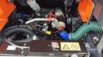 Locust 1004, smykem řízený nakladač, minibagr, bobek - 7