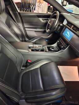 Jaguar XF Sportbrake R-Sport AWD rv.2018,  TOP výbava - 7