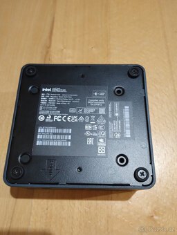 Mini PC Intel NUC 11 i3-1115G4 BEZ RAM a SSD, perfektní stav - 7