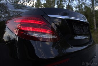 Mercedes-Benz E200 - 7