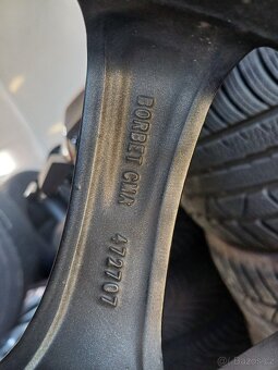 ALU KOLA BORBET+LETNÍ PNEU R17 HYUNDAI 4X100 - 7
