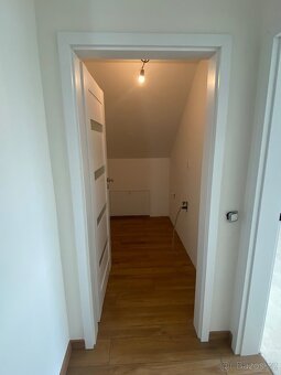 Rodinný dům ve Zvoli na Moravě - 7