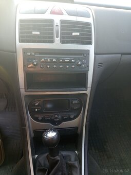 Peugeot 307sw 2.0l 100kw 7mist - 7